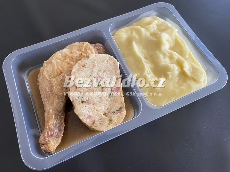 Pecene Kureci Stehno S Nadivkou S Bramborovou Kasi