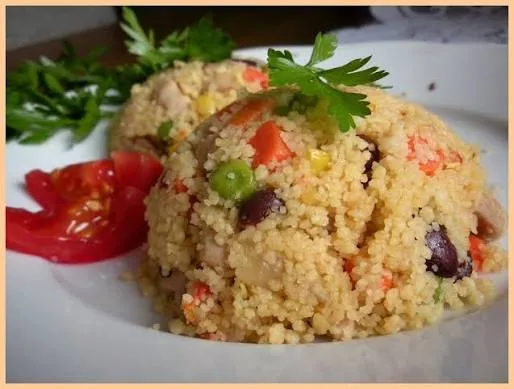 Meal 364 Variace Salatu A Zeleniny S Trhanym Kurecim Masem A Kuskusem S Rajcatovym Pestem Z